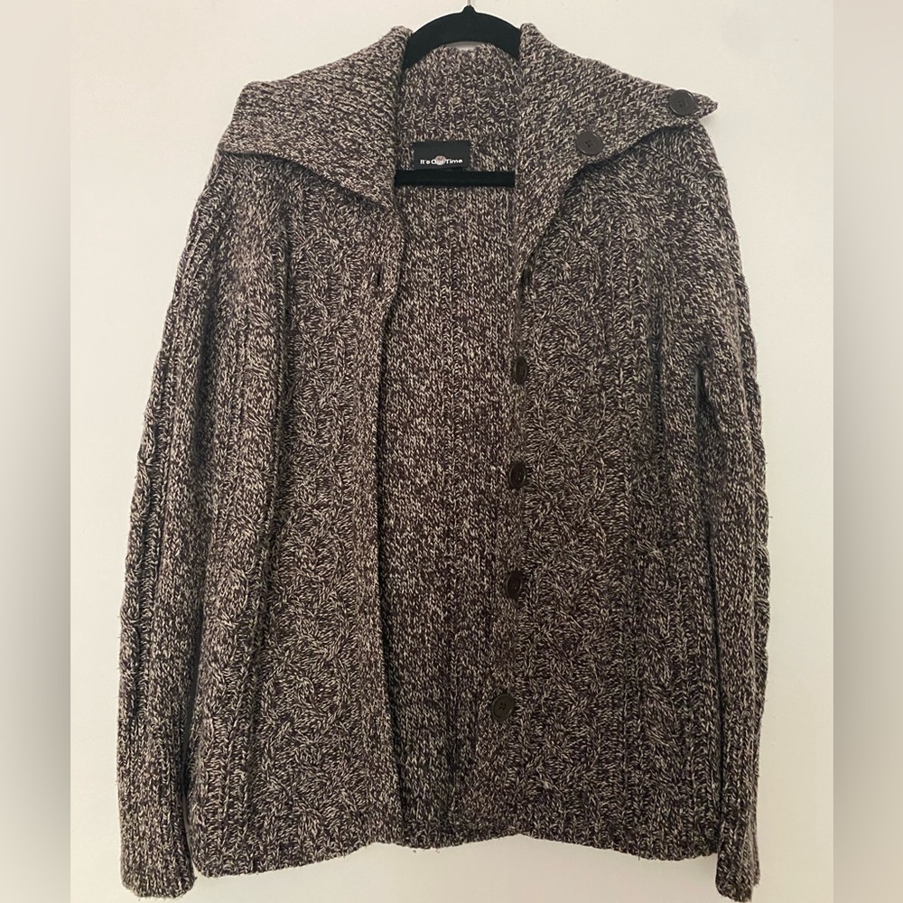 Its Our Time brown knit sweater size Large. Button front. Oversized collar.